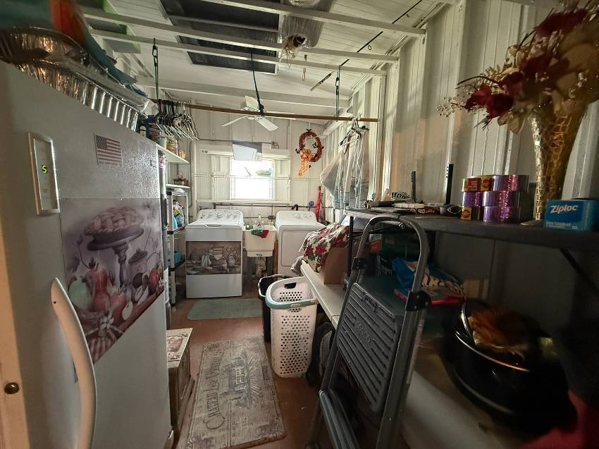 7624 Kings Drive a Ellenton, FL Mobile or Manufactured Home for Sale